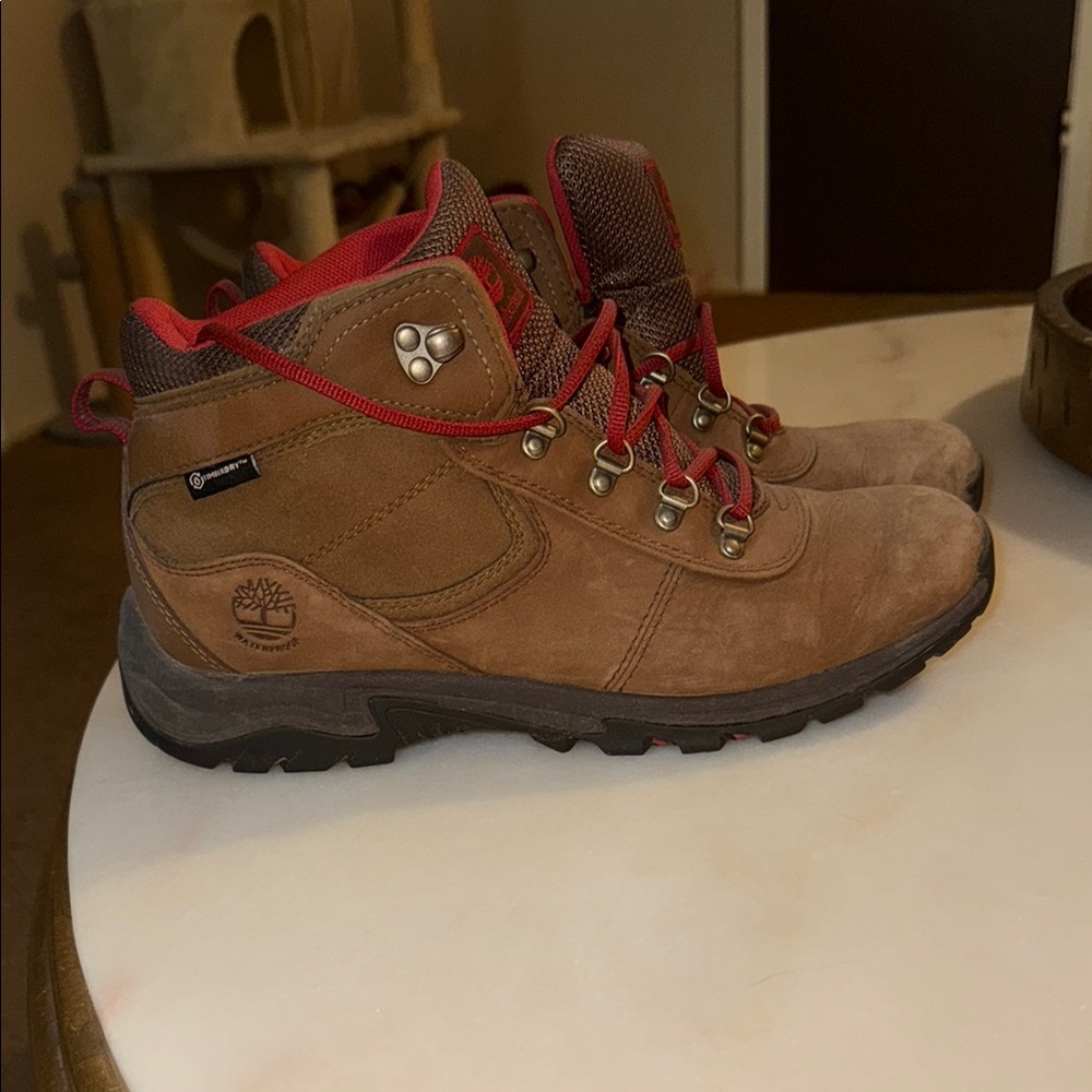Timberland Brown and Red Winter Boots with Durable Sole